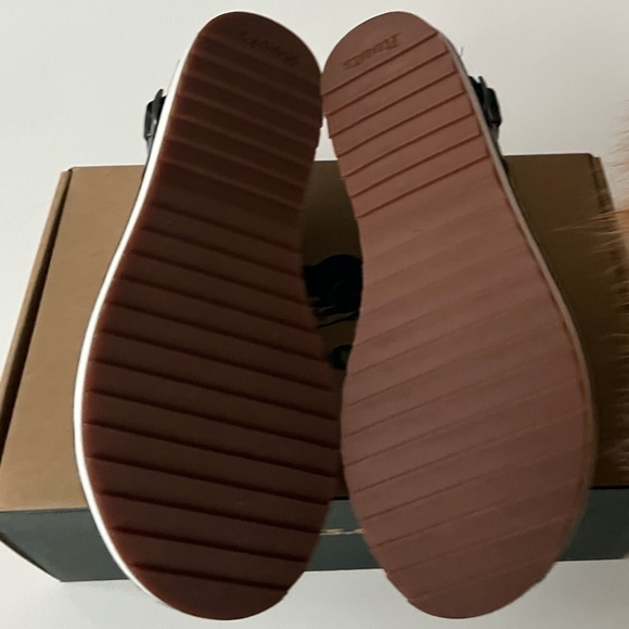 ๐ Roots Nelson Sandal, Size 6, Brand New - Picture 4 of 5